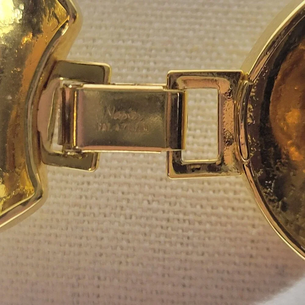 Vintage Napier Gold-Tone Chunky Formal Statement Necklace With Fold-Over Clasp - Picture 3 of 3